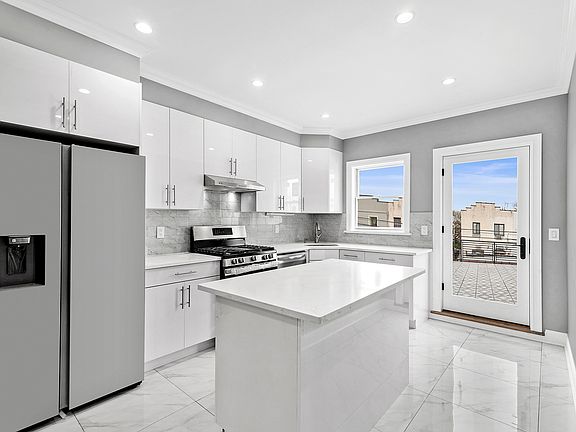 3rd image of 22-50 38th St #2