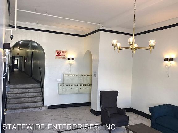 2nd image of 758 S Ardmore Ave #603