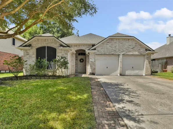 18619 Woodbreeze Dr, Humble, TX 77346