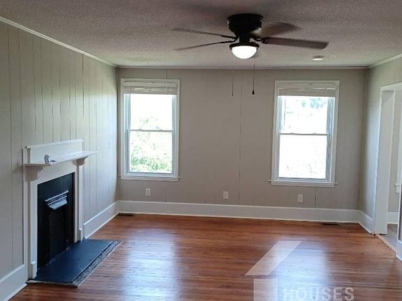 3rd image of 109 Fleming Ave