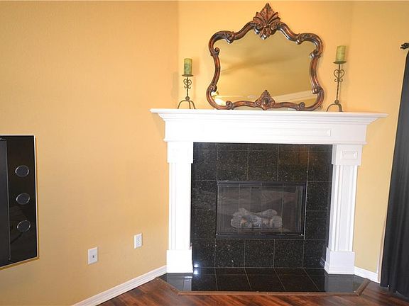 4th image of 2174 Meadowbrook Dr