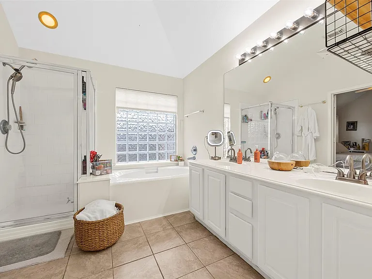 20703 Louetta Woods Dr — Photo 7