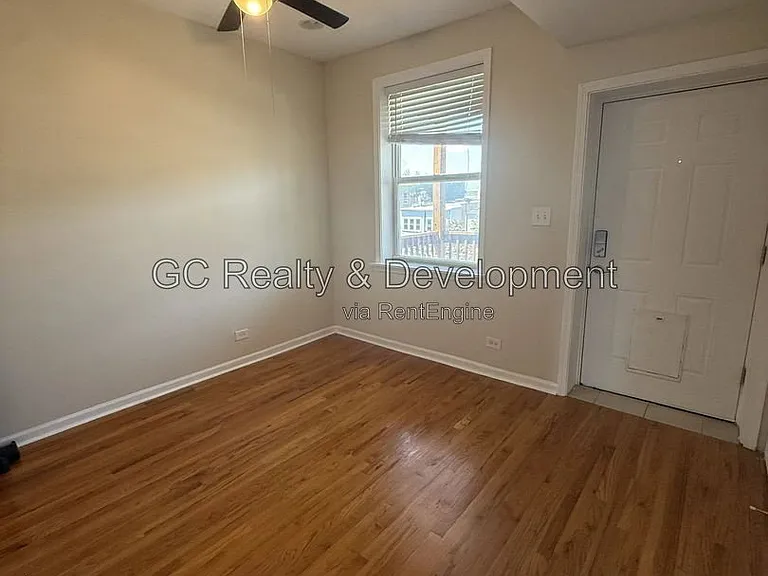 4842 N Albany Ave #3 — Photo 2