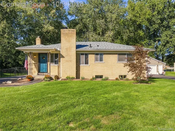 15119 Bainbridge St, Livonia, MI 48154