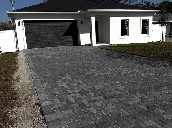 13277 Center Ave, Largo, FL 33773