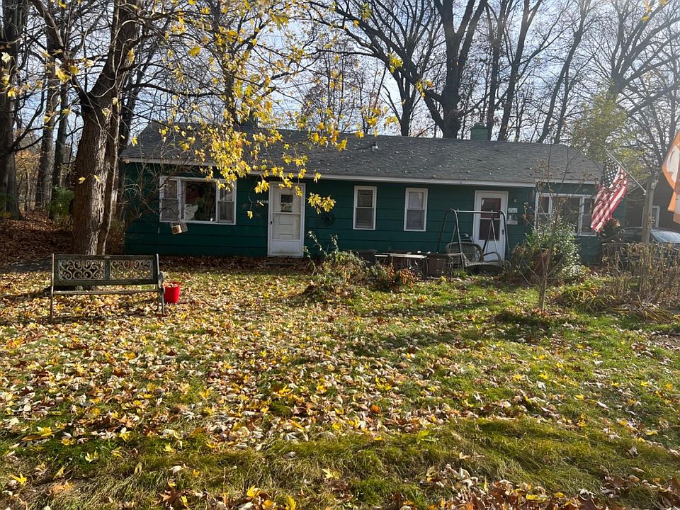 2nd image of 2509 Del Plain Ave