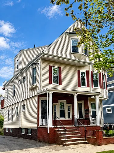 50 Lowden Ave #1 Photo 1