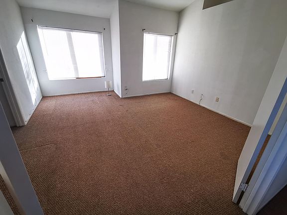 5th image of 12513 Loma Verde Dr