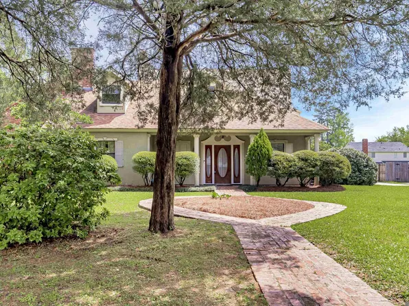 880 Rue Crozat, Baton Rouge, LA 70810