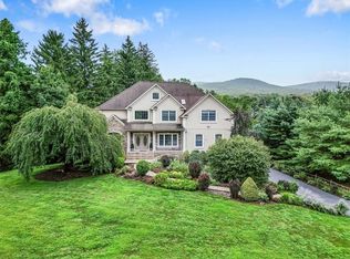 2 Trinity Pl, Cornwall, NY 12518