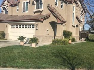 8800 Zinnia St, Gilroy, CA