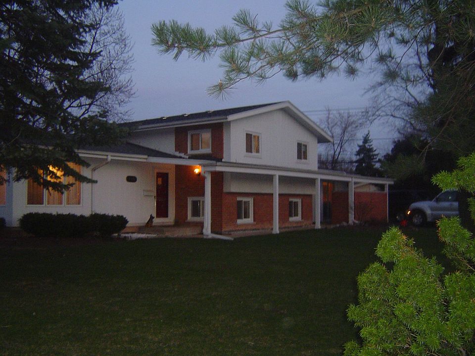 1st image of 2431 Greenfield Dr