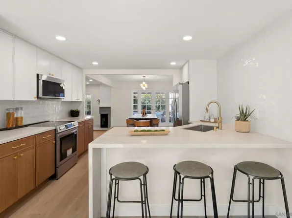 9917 Aviary Dr, San Diego, CA 92131