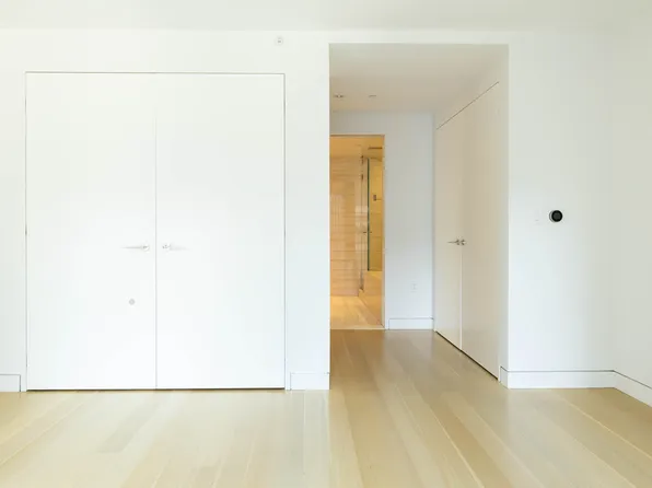 135 West 52nd Street image 17 of 20