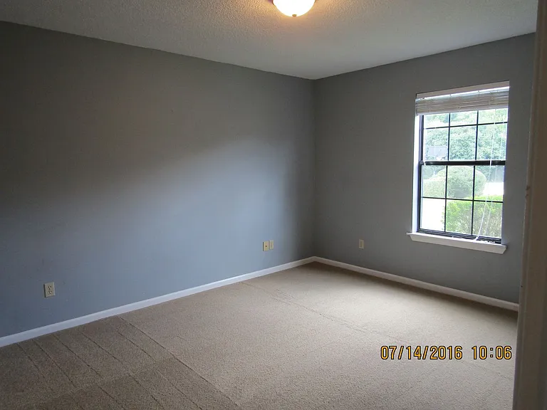 104 Caldwell Ct #1 — Photo 6