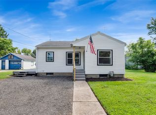 405 Barker St, Girard, PA 16417