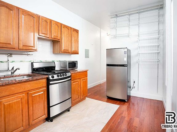 3rd image of 349 E 109th St #2A