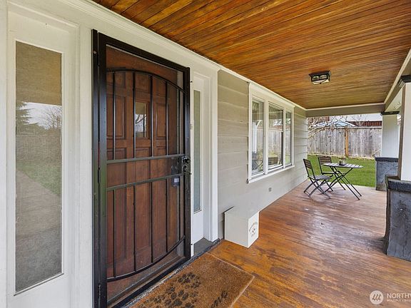 4th image of 5001 N 10th Street