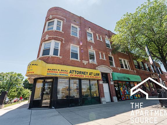 4th image of 3245 W Fullerton Ave #8njyfk4pt