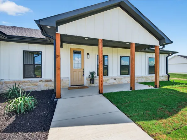 192 Brooks Ln, Sadler, TX 76264