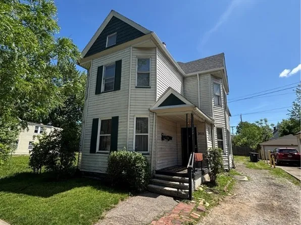 3821 E 55th St, Cleveland, OH 44105