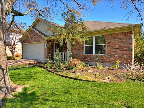 4th image of 1202 Canna Lily Ln