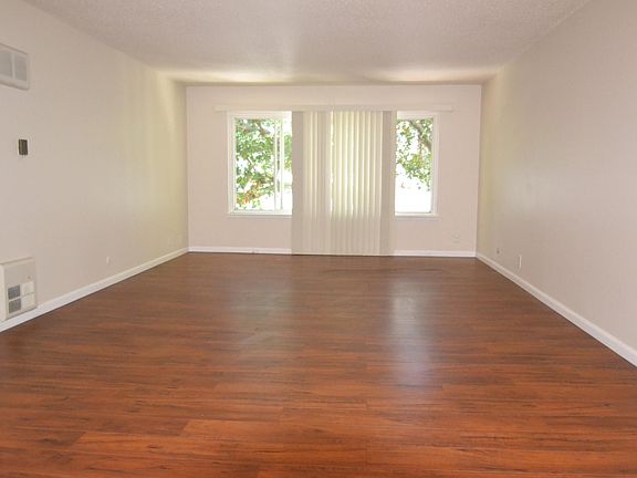 4th image of 350 Hanover Ave APT 304