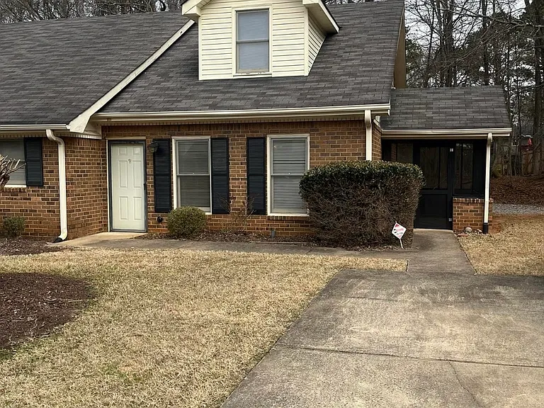 635 Huntington Rd #701 — Photo 1