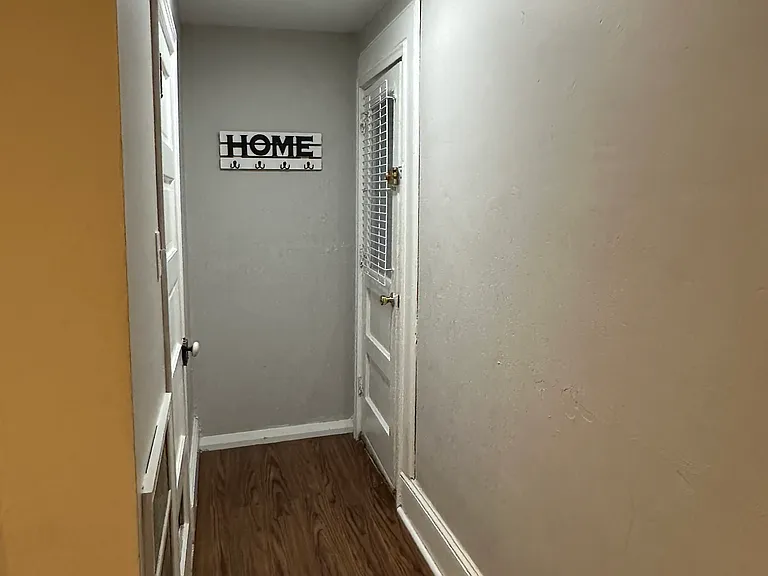 179 N Main St #1 — Photo 3