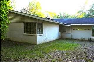 2nd image of 2461 Brooks Ct