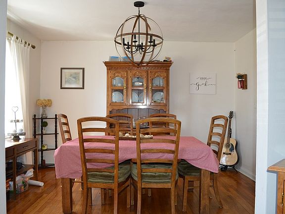 5th image of 1040 Hibbler Cir
