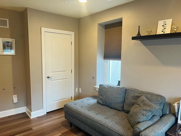 4608 Smick St — Photo 32