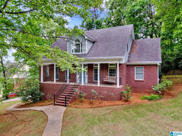 1690 Shades Pointe Dr, Birmingham, AL 35244
