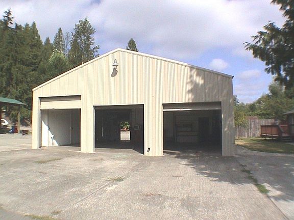 Three bay garage