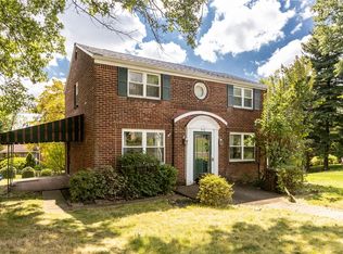 958 Lilly Ln, Pittsburgh, PA 15221