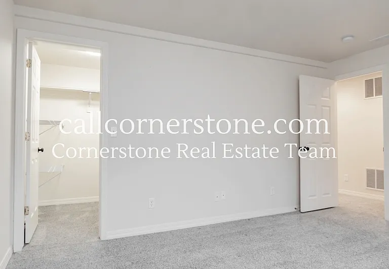4735 Malcom Ct — Photo 19