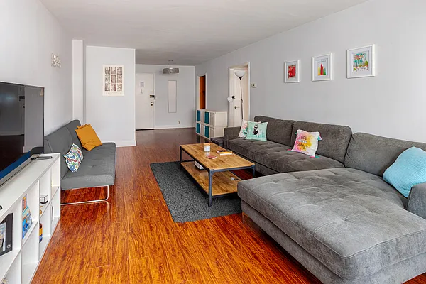 Rented by Keller Williams NYC | media 3