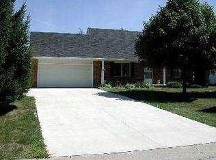 28450 Abbey Rd, Millbury, OH 43447