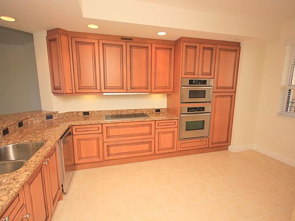 4th image of 5823 Bowen Daniel Dr Unit 1104