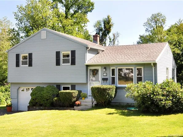 10 Gantley Road, Windsor Locks, CT 06096