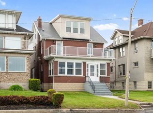1441 Riverside Dr E, Windsor, ON N9A2T9