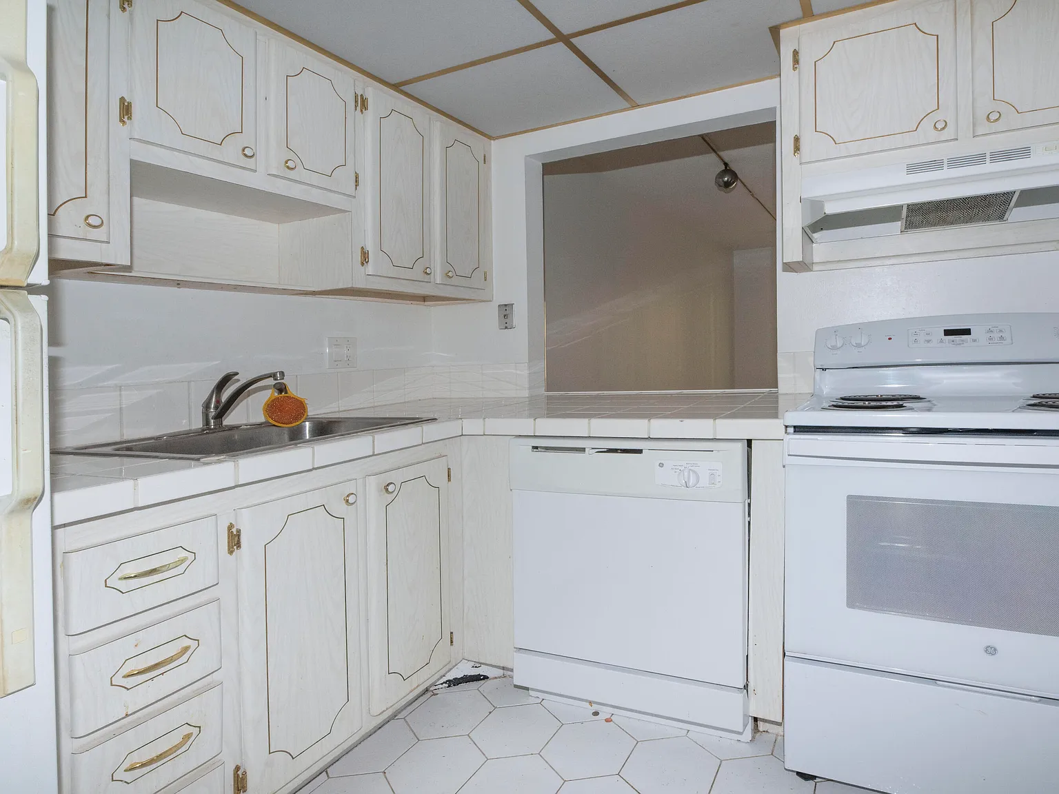 1 bed, 1.5 bath, 850 sqft, $1,625 — Photo 3