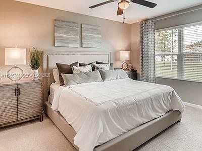 5th image of 943 Riviera Ave