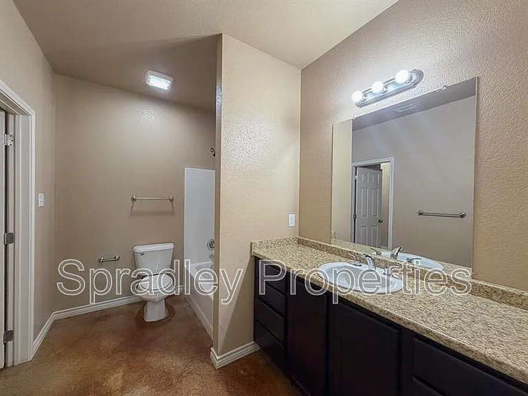 7103A Cameron Park Rd #R — Photo 10