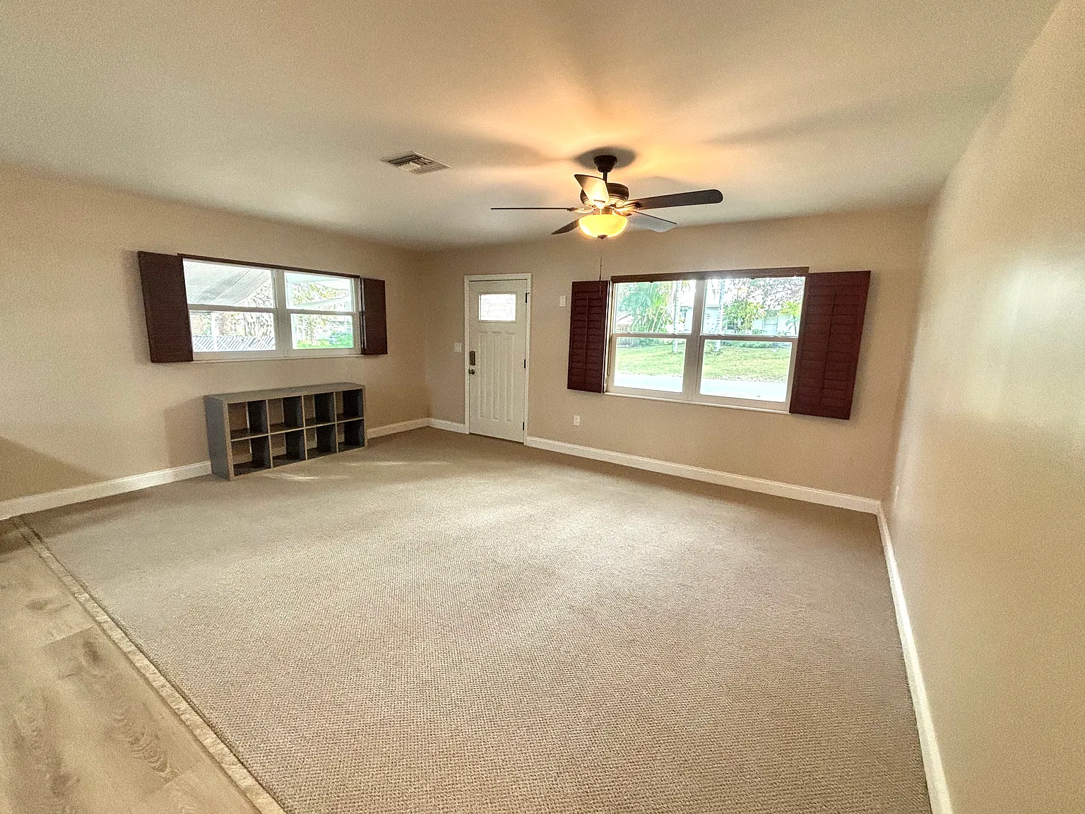 2 bed, 1161 sqft, $1,900 — Photo 3