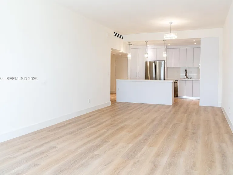 19390 Collins Ave #24-PH — Photo 3