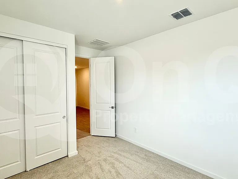 4422 W Hunter Trl — Photo 13