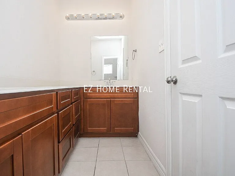 2407 Ferguson Way #1 — Photo 19