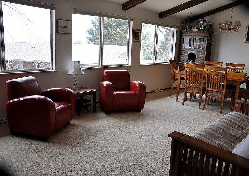 Living Room (before hardwood)