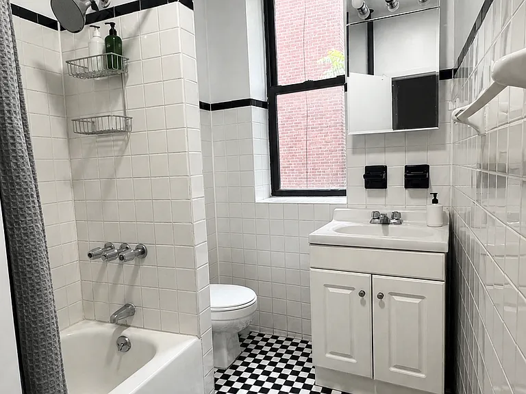 55 E 2nd St #6 — Photo 10
